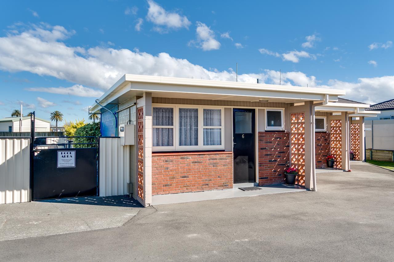 Gardner Court Motel Napier Bagian luar foto