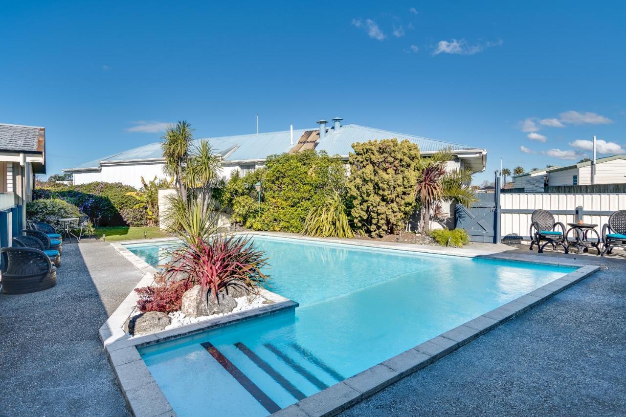 Gardner Court Motel Napier Bagian luar foto